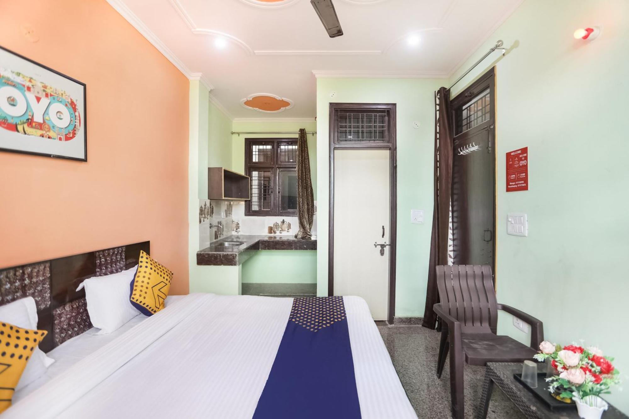 Spot On Main View Guest House Near Leisure Valley Park Gurgaon Exterior photo